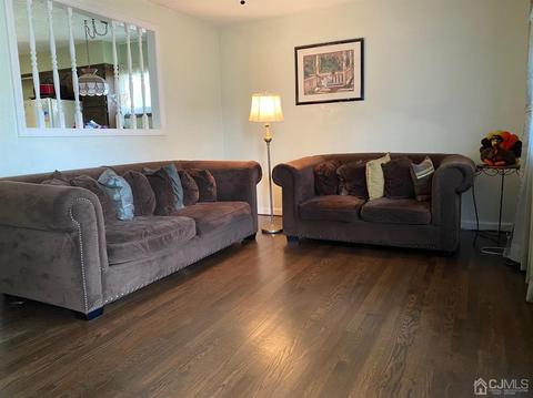 10 Gates Pl, Edison, NJ 08817 photo 4