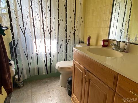 10 Gates Pl, Edison, NJ 08817 photo 8