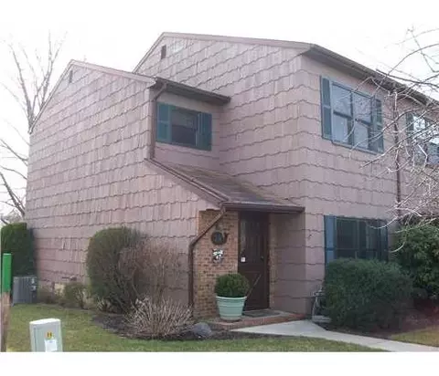 39 Pheasant Run, Edison, NJ 08820 photo 3