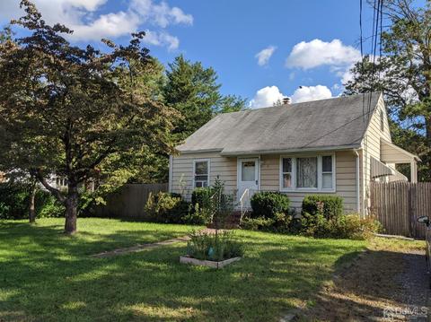 10 Locust Dr, Helmetta, NJ 08828 photo 1