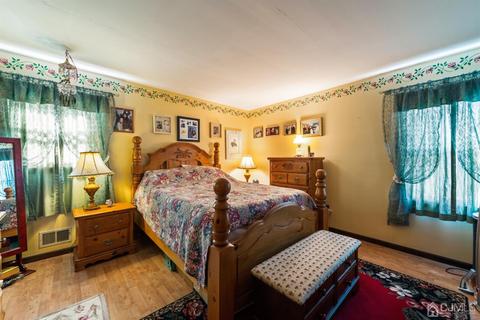 24 Harmony Way, Sewaren, NJ 07077 photo 20