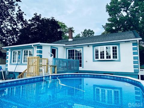 75 Schoder Ave, Woodbridge, NJ 07095 photo 12