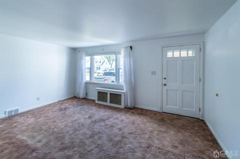 416 First St, Middlesex, NJ 08846 photo 6