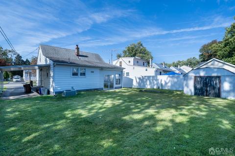 416 First St, Middlesex, NJ 08846 photo 3