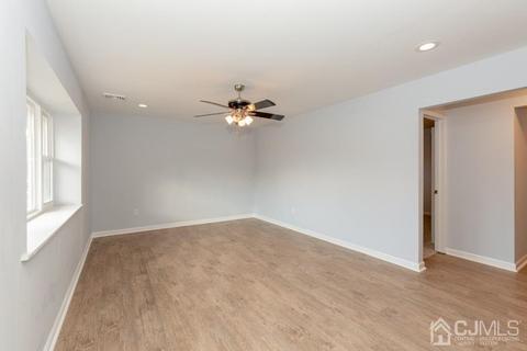 32 Winthrop Rd, Edison, NJ 08817 photo 2