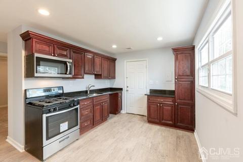 32 Winthrop Rd, Edison, NJ 08817 photo 3