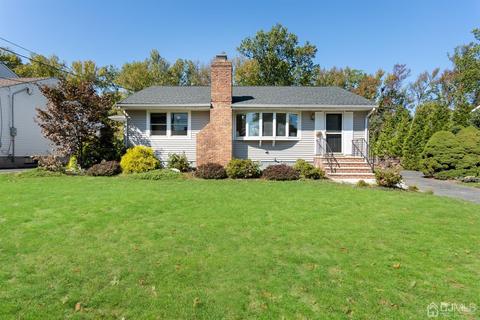 13 Blake Dr, Clark, NJ 07066 photo 1