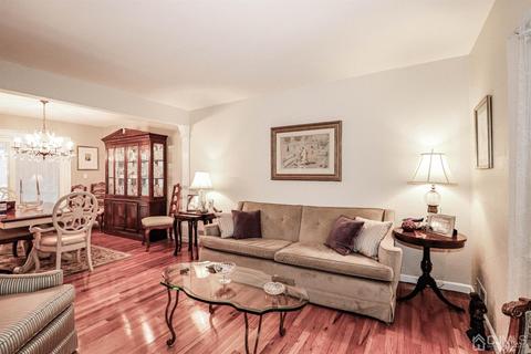 16 Phillips Rd, Edison, NJ 08817 photo 14