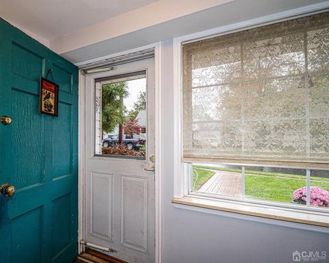 16 Phillips Rd, Edison, NJ 08817 photo 6