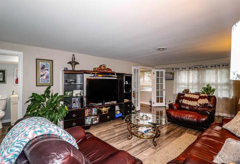 16 Phillips Rd, Edison, NJ 08817 photo 8