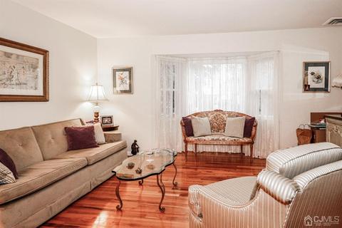 16 Phillips Rd, Edison, NJ 08817 photo 13