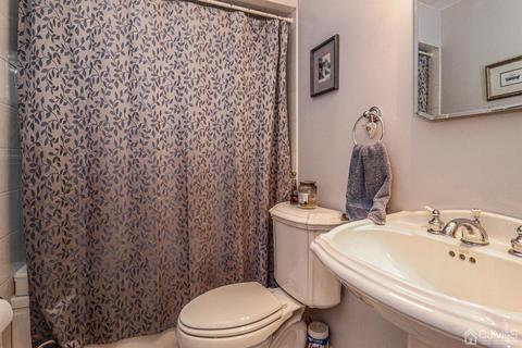 16 Phillips Rd, Edison, NJ 08817 photo 20