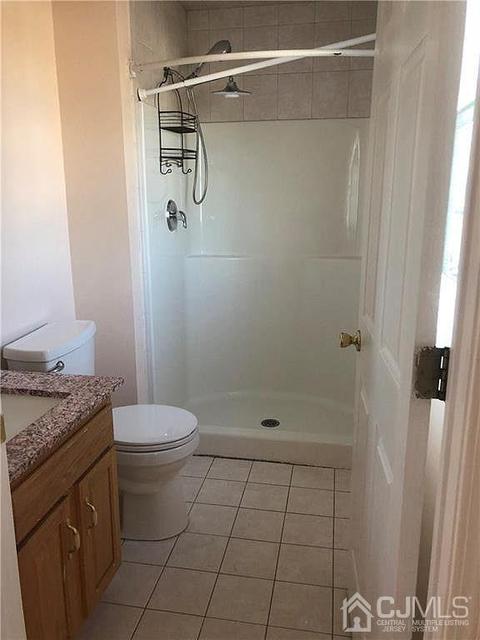 85 Bridge St, Sewaren, NJ 07077 photo 12