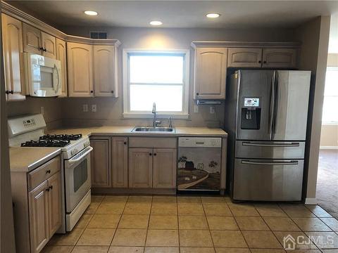 85 Bridge St, Sewaren, NJ 07077 photo 5