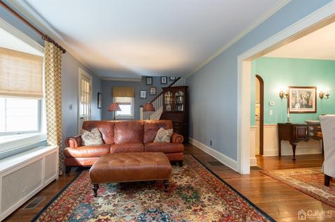 146 Stout Ave, Middlesex, NJ 08846 photo 3