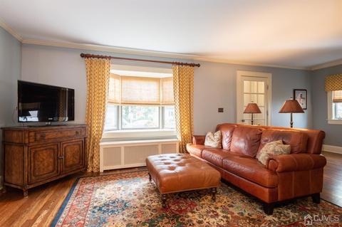146 Stout Ave, Middlesex, NJ 08846 photo 2