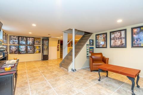116 Pond Ave, Middlesex, NJ 08846 photo 15
