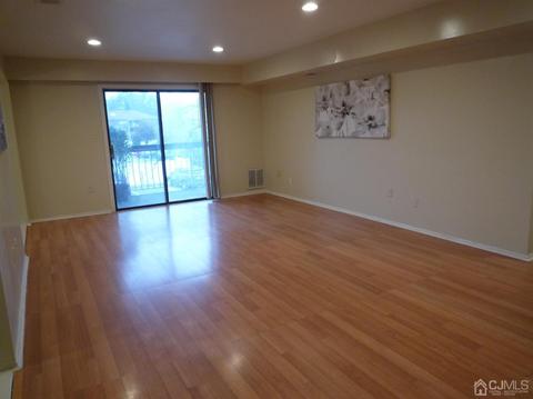 1413 Raspberry Ct, Edison, NJ 08817 photo 1