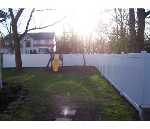  34 Deerwood Dr, Clark, NJ 07066 photo 23