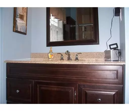  34 Deerwood Dr, Clark, NJ 07066 photo 14