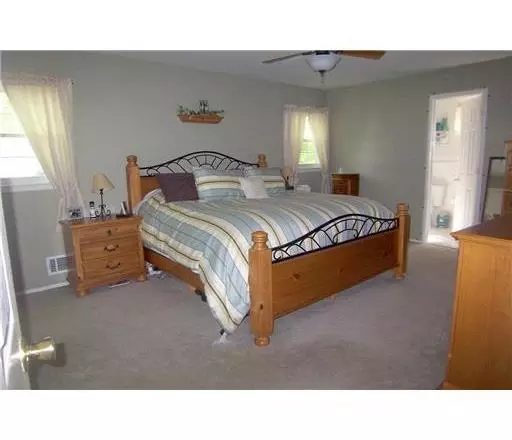  34 Deerwood Dr, Clark, NJ 07066 photo 12
