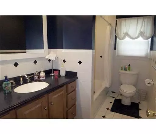  34 Deerwood Dr, Clark, NJ 07066 photo 19