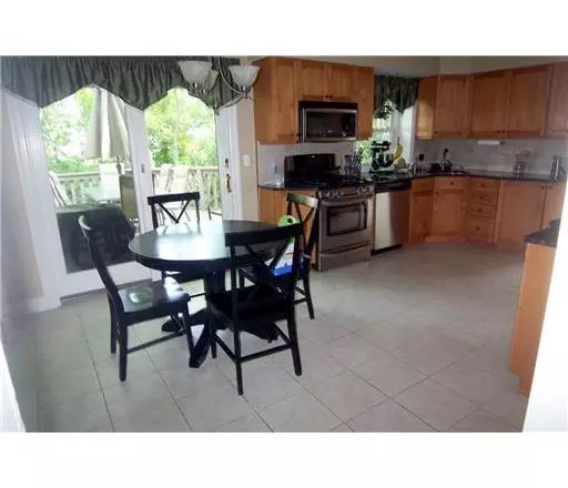  34 Deerwood Dr, Clark, NJ 07066 photo 6