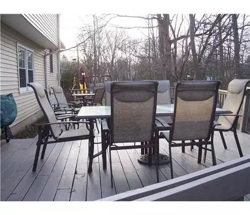  34 Deerwood Dr, Clark, NJ 07066 photo 21