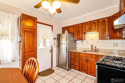 3 Avon Rd, Edison, NJ 08817 photo 9