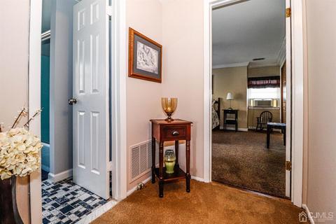 3 Avon Rd, Edison, NJ 08817 photo 20