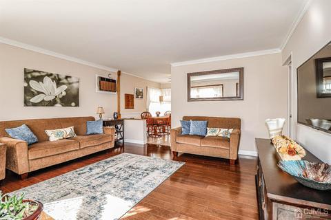 3 Avon Rd, Edison, NJ 08817 photo 8