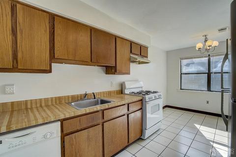 1508 Raspberry Ct, Edison, NJ 08817 photo 7