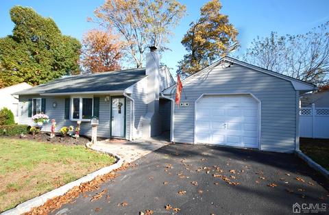 18 Crescent Rd, Edison, NJ 08817 photo 3
