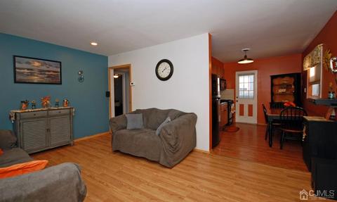 18 Crescent Rd, Edison, NJ 08817 photo 9