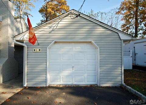 18 Crescent Rd, Edison, NJ 08817 photo 22