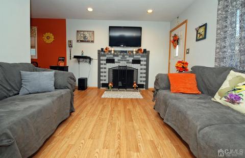 18 Crescent Rd, Edison, NJ 08817 photo 5