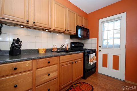 18 Crescent Rd, Edison, NJ 08817 photo 11