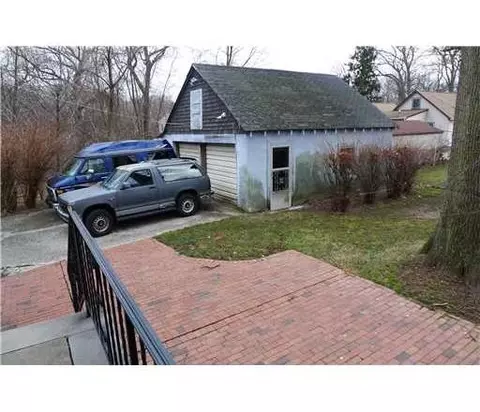 84 Clipper Ave, Edison, NJ 08817 photo 12