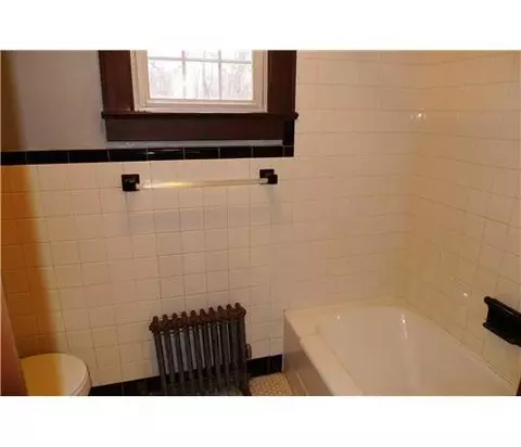 84 Clipper Ave, Edison, NJ 08817 photo 8