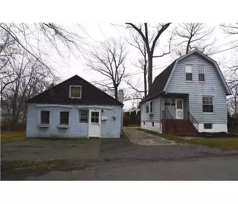 84 Clipper Ave, Edison, NJ 08817 photo 1