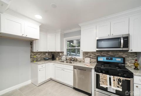 8 Ramsey Rd, Middlesex, NJ 08846 photo 21