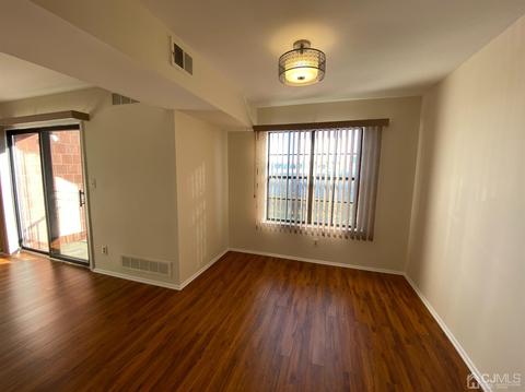 67 Boulder Dr, Edison, NJ 08817 photo 6