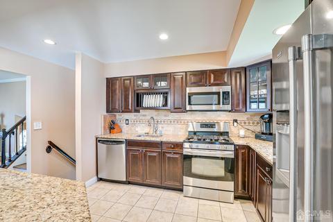 24 Kenneth Pl, Clark, NJ 07066 photo 16