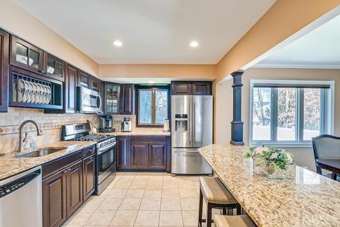 24 Kenneth Pl, Clark, NJ 07066 photo 13