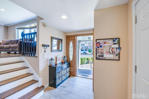 24 Kenneth Pl, Clark, NJ 07066 photo 5