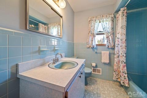 300 Main St, Middlesex, NJ 08846 photo 14