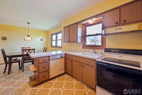 300 Main St, Middlesex, NJ 08846 photo 6