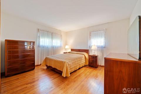 300 Main St, Middlesex, NJ 08846 photo 12