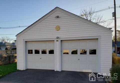 28 Barton Street St, Edison, NJ 08837 photo 42