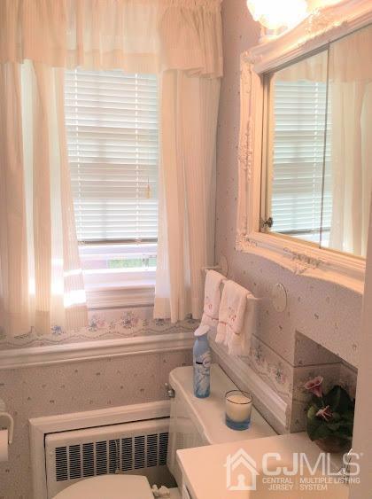 28 Barton Street St, Edison, NJ 08837 photo 14